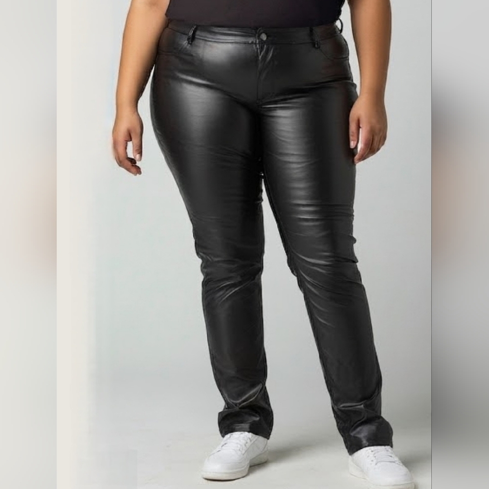 New With Tags Women's Plus Size Pleather Pants Black 22 W Skinny Cut